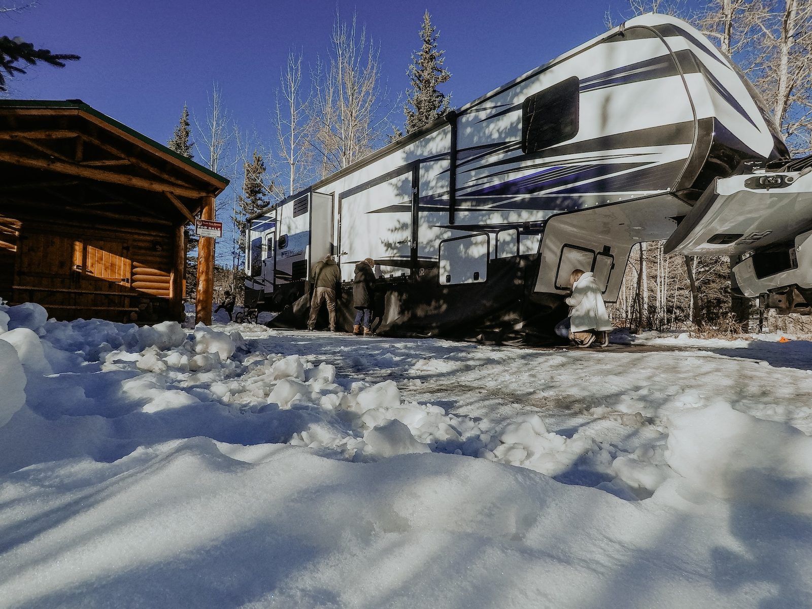 RV getting a winter skirt installed