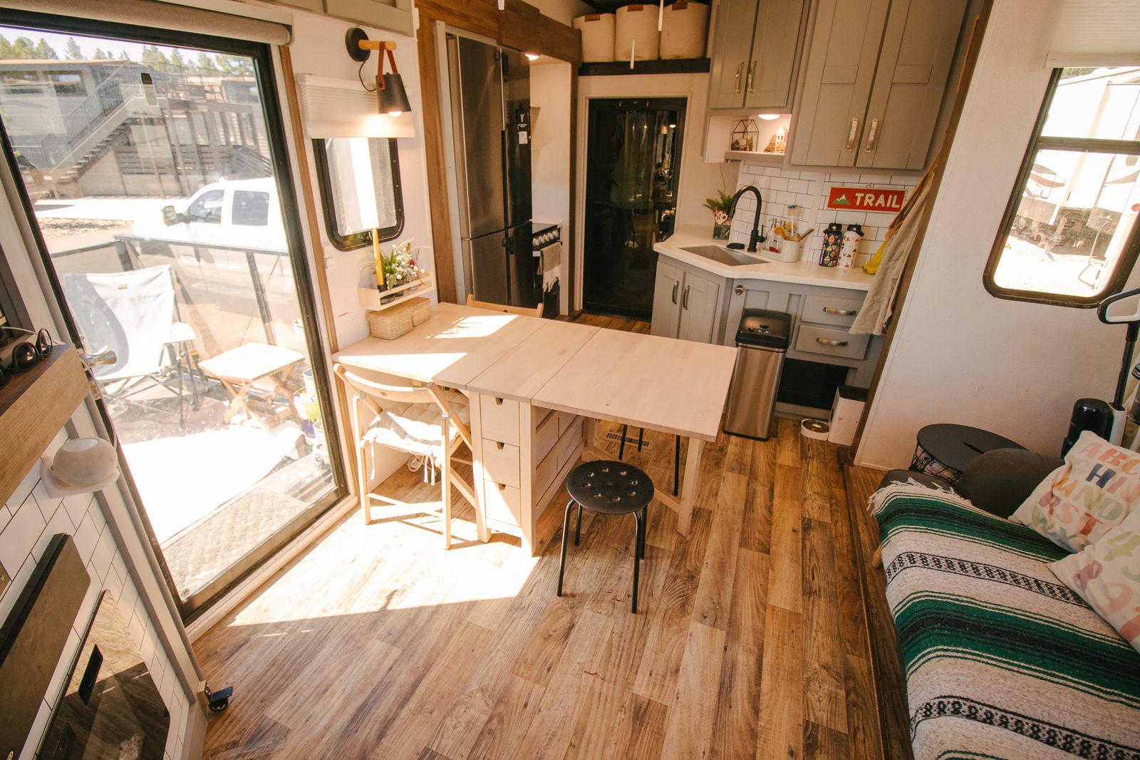 Living Area — photo 4